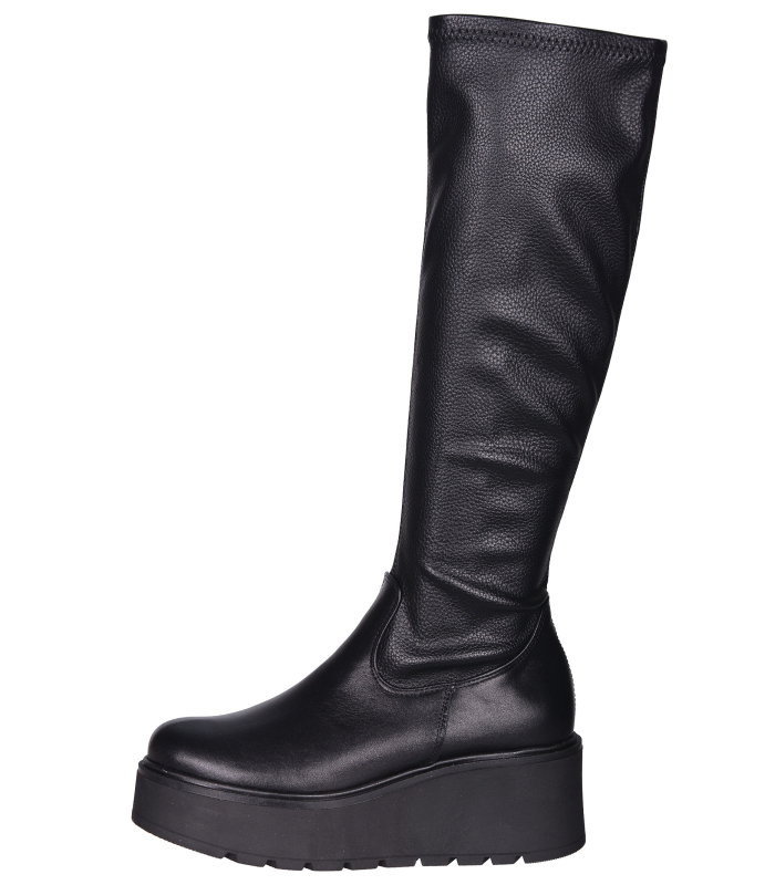 Černé kozačky na platformě s elastickou sárou DCI2405