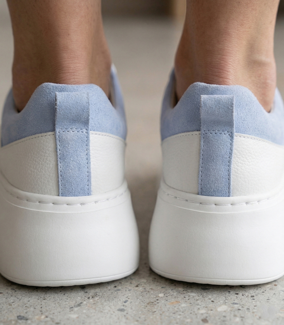 Bílo - modré tenisky 936s2