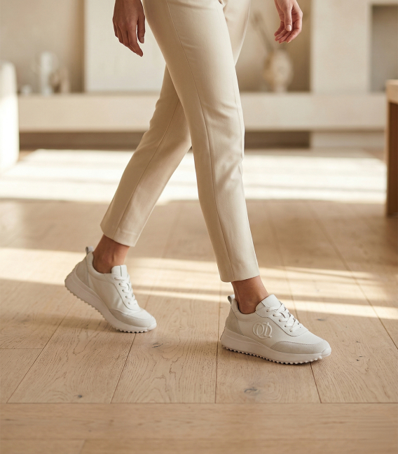 Dámské pohodlné bílé tenisky 842-905