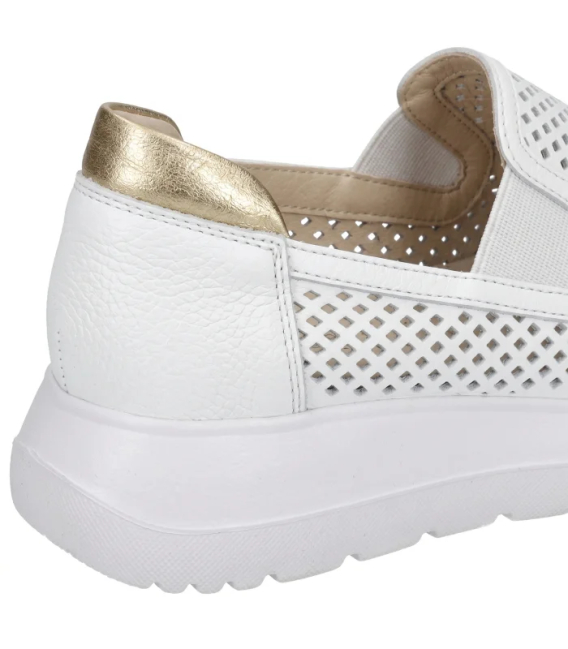 Zvýhodněný set bílý perforovaný slip on mokasíny DTE054+kabelka Sofia