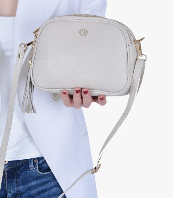 Zvýhodněný set béžové perforované slip on mokasíny DTE054+kabelka Laura