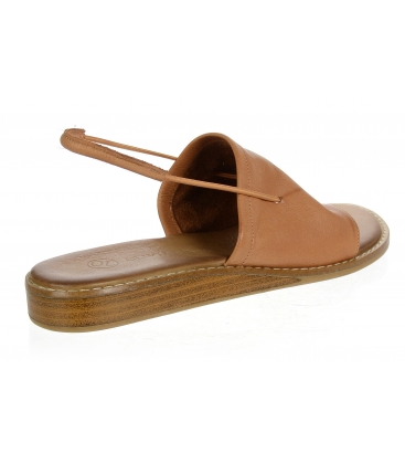 Hnedé kožené pantofle s gumou 02-2420
