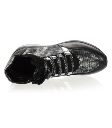 Zateplené černé tenisky se stříbrným hadím vzorem DKO3018