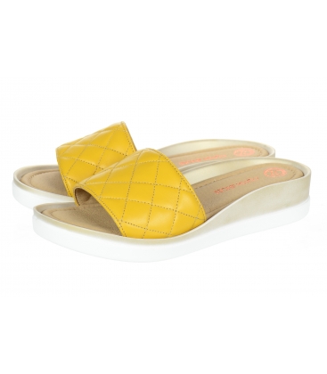 Žluté prošívané kožené pantofle na tvarované podešvi DSL540 yellow lico