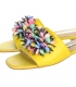 Žluté pantofle na nízkém podpatku s barevnou ozdobou DSL2313