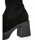 Černé kotníkové kozačky na pohodlném podpatku DKO2422