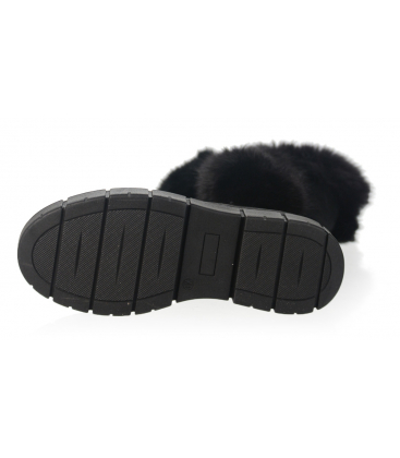 Černé zateplené kožíškové kotníkové boty z broušené kůže - 5-1434-018