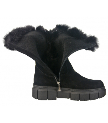 Černé zateplené kožíškové kotníkové boty z broušené kůže - 5-1434-018